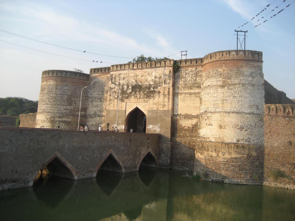 Marks of cannon fire visible on the thick walls of Lohagarh Fort